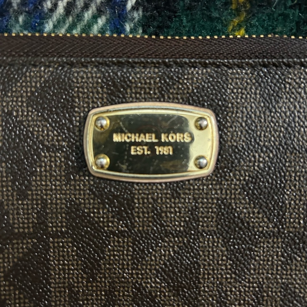 Michael Kors signature wallet